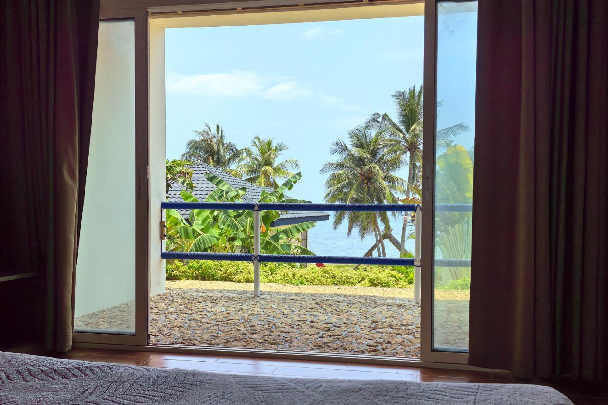 Blue Joys Msr Hotell Siquijor Exteriör bild