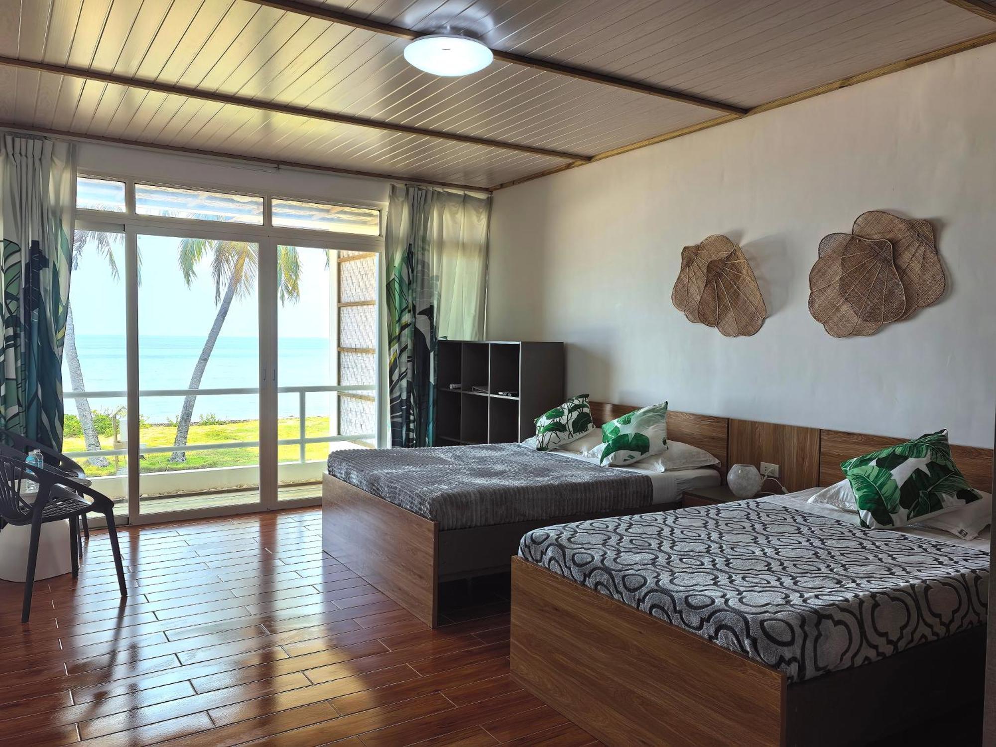 Blue Joys Msr Hotell Siquijor Exteriör bild