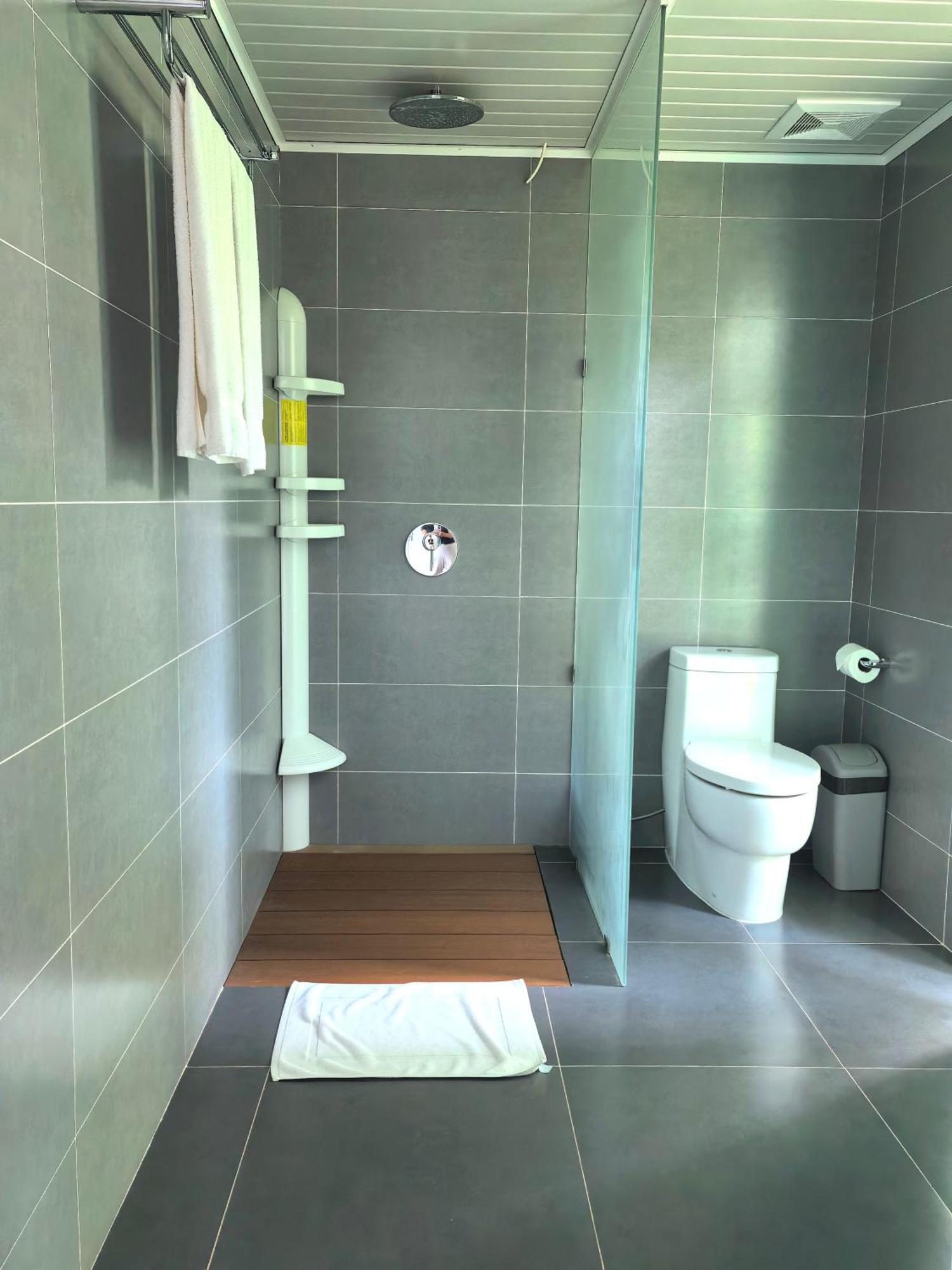 Blue Joys Msr Hotell Siquijor Exteriör bild