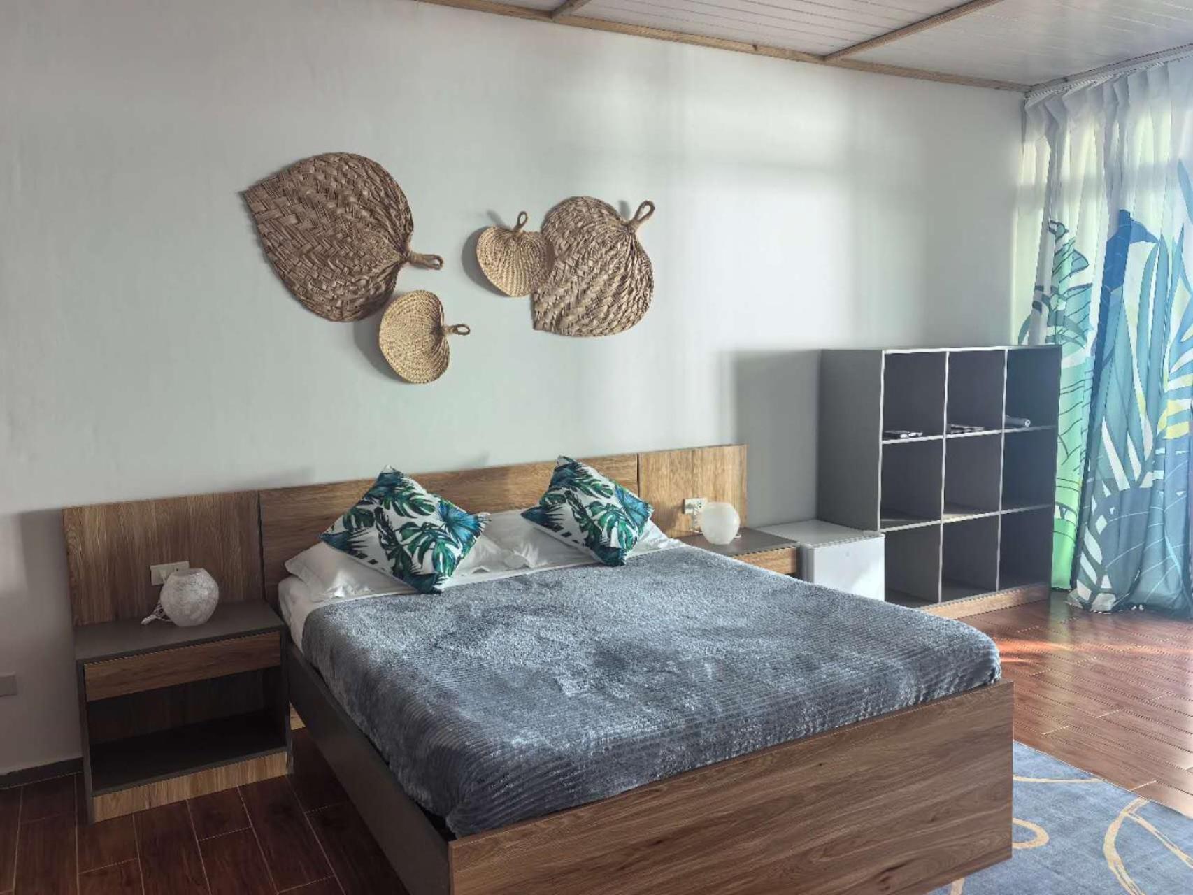 Blue Joys Msr Hotell Siquijor Exteriör bild